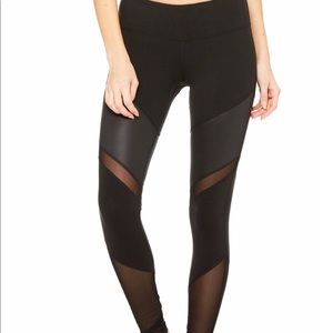 Alo Yoga Sheila Leggings in Black